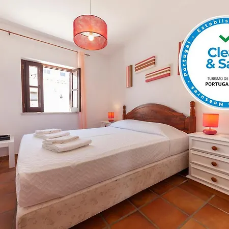 J - Casa Do Farol Guest house *
